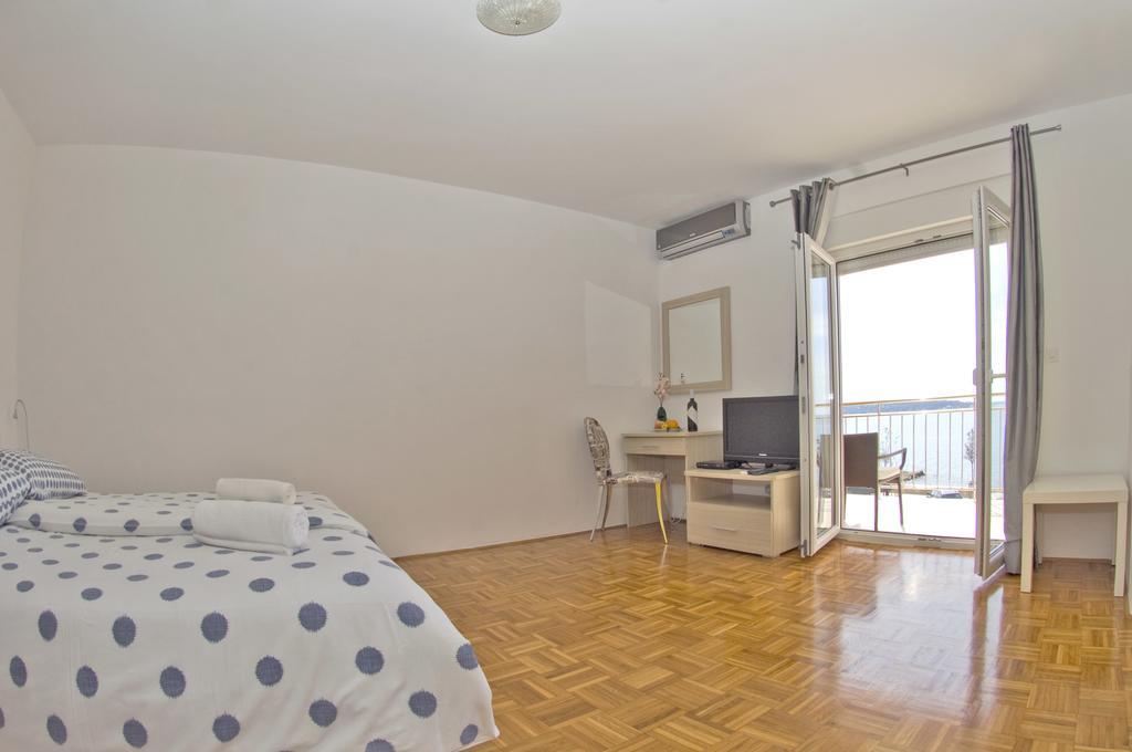 Apartments Tomato 1 Новиград Экстерьер фото
