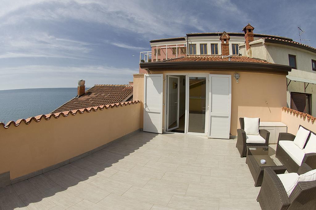Apartments Tomato 1 Новиград Экстерьер фото